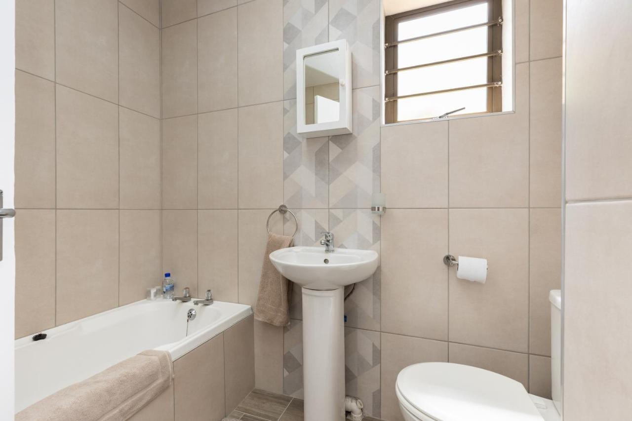 67 The Shades - Luxury Apartment In Umhlanga - Airconditioning Throughout And Inverter Durban Exteriör bild