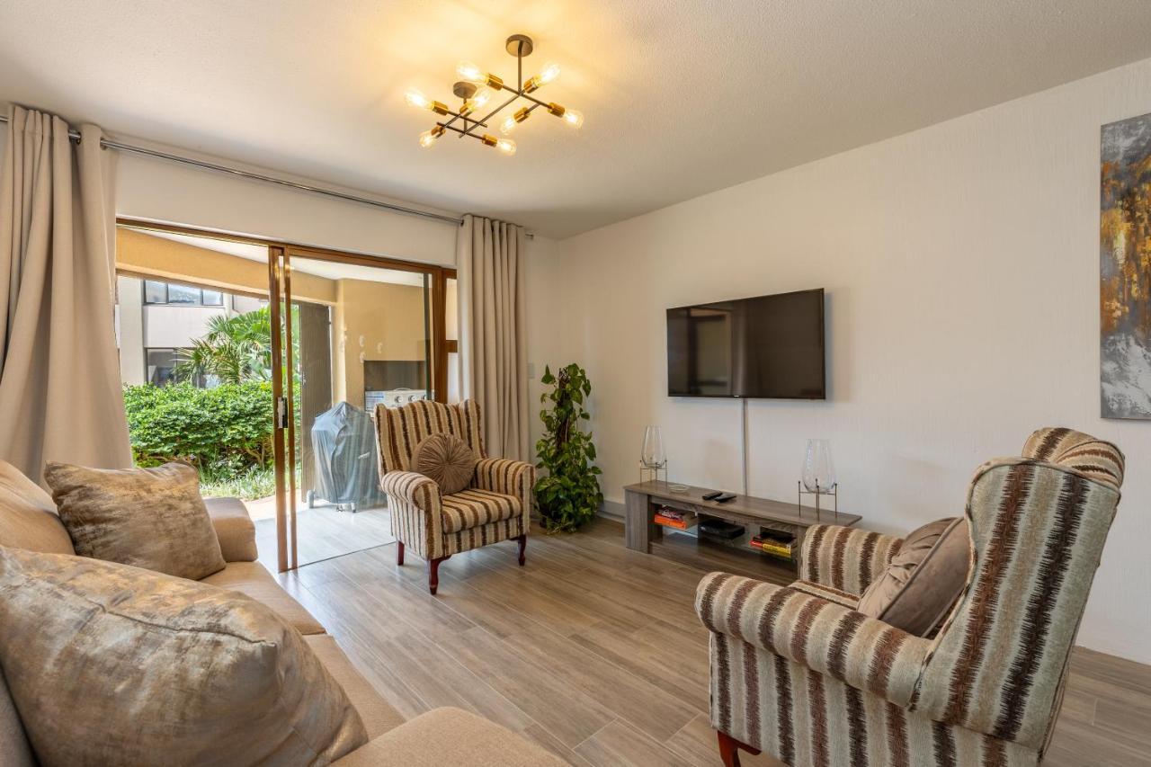 67 The Shades - Luxury Apartment In Umhlanga - Airconditioning Throughout And Inverter Durban Exteriör bild